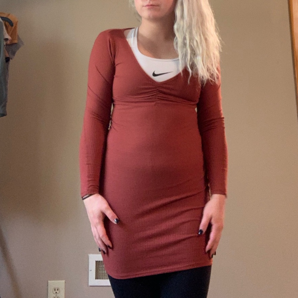 Coral long sleeved v-neck dress